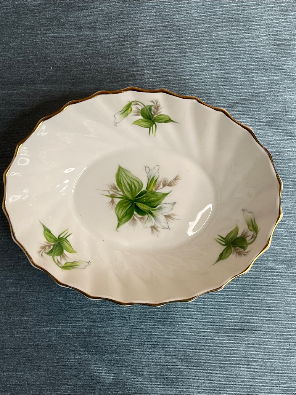 Royal Adderley Trillium Fine Bone China Bowl Canadian Provincial Flowers